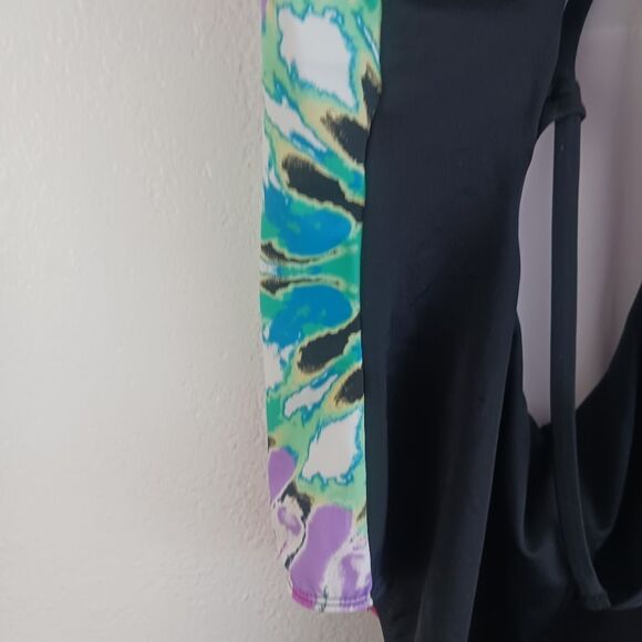 Salt + Care printed one piece swimsuit size L - Picture 8 of 10